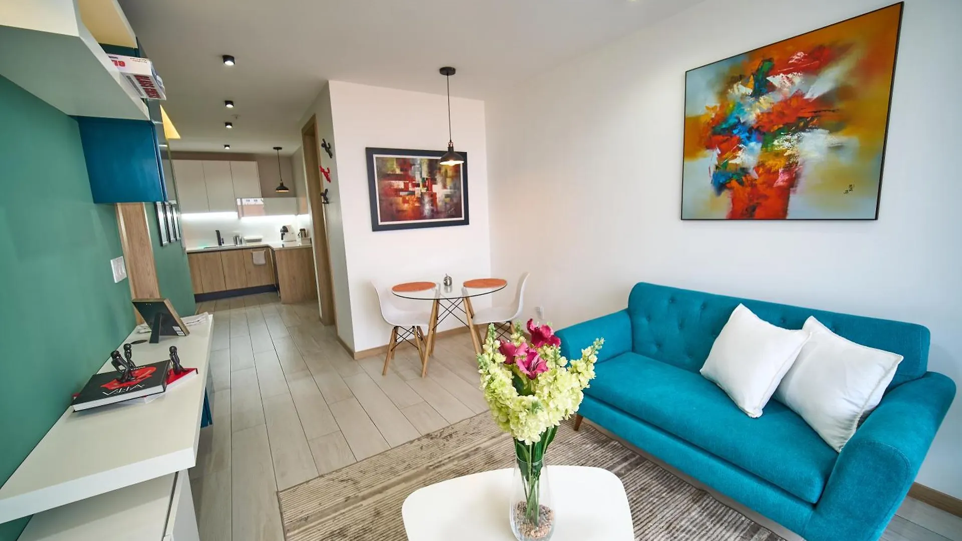 Luxury Suite In La Carolina 基多 公寓